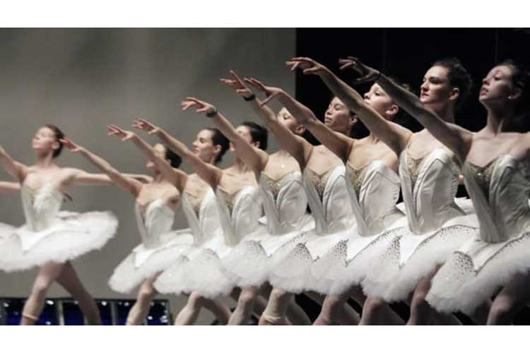 Alberta Ferretti per il New York City Ballet3ott18 5