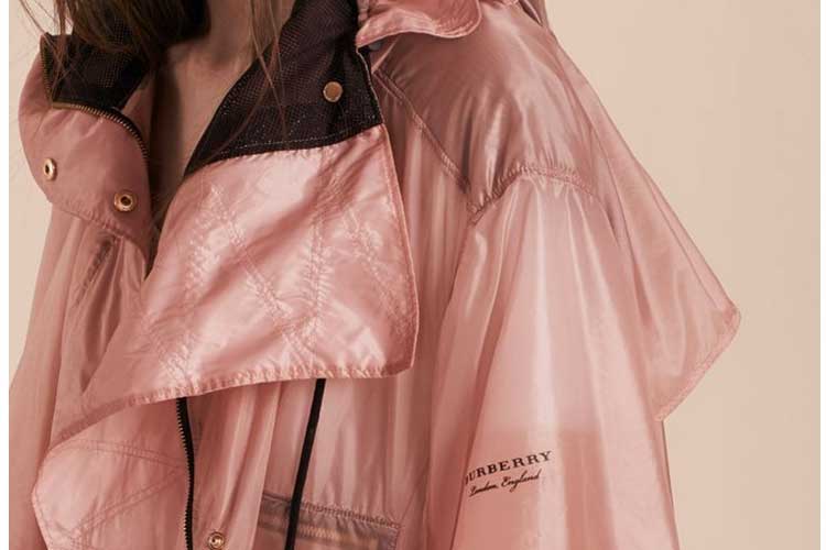 Burberry e il trench destate17luglio17 2