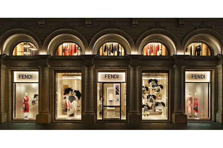 Hypnoteyes Holiday Windows by Fendi 4gen17 8