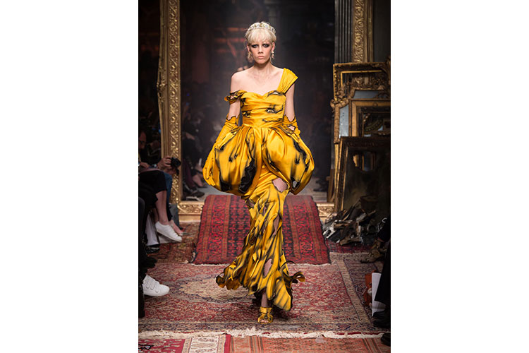 Il mondo pret a couture di Moschino 1sett16 5