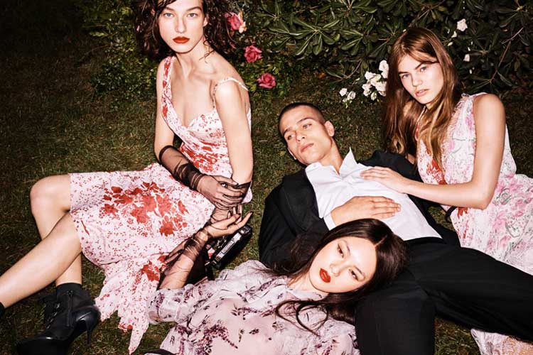 Into a flowered garden with Ermanno Scervino 2