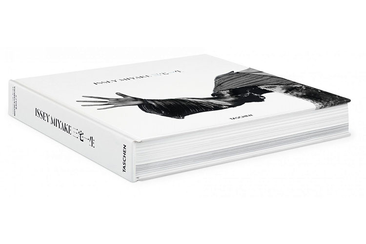 The ultimate Issey Miyake monograph 29 12 17 1