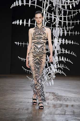 Iris van Herpen 22 7 19 2