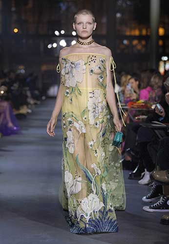 Valentino RTW SS22 9 10 21 13